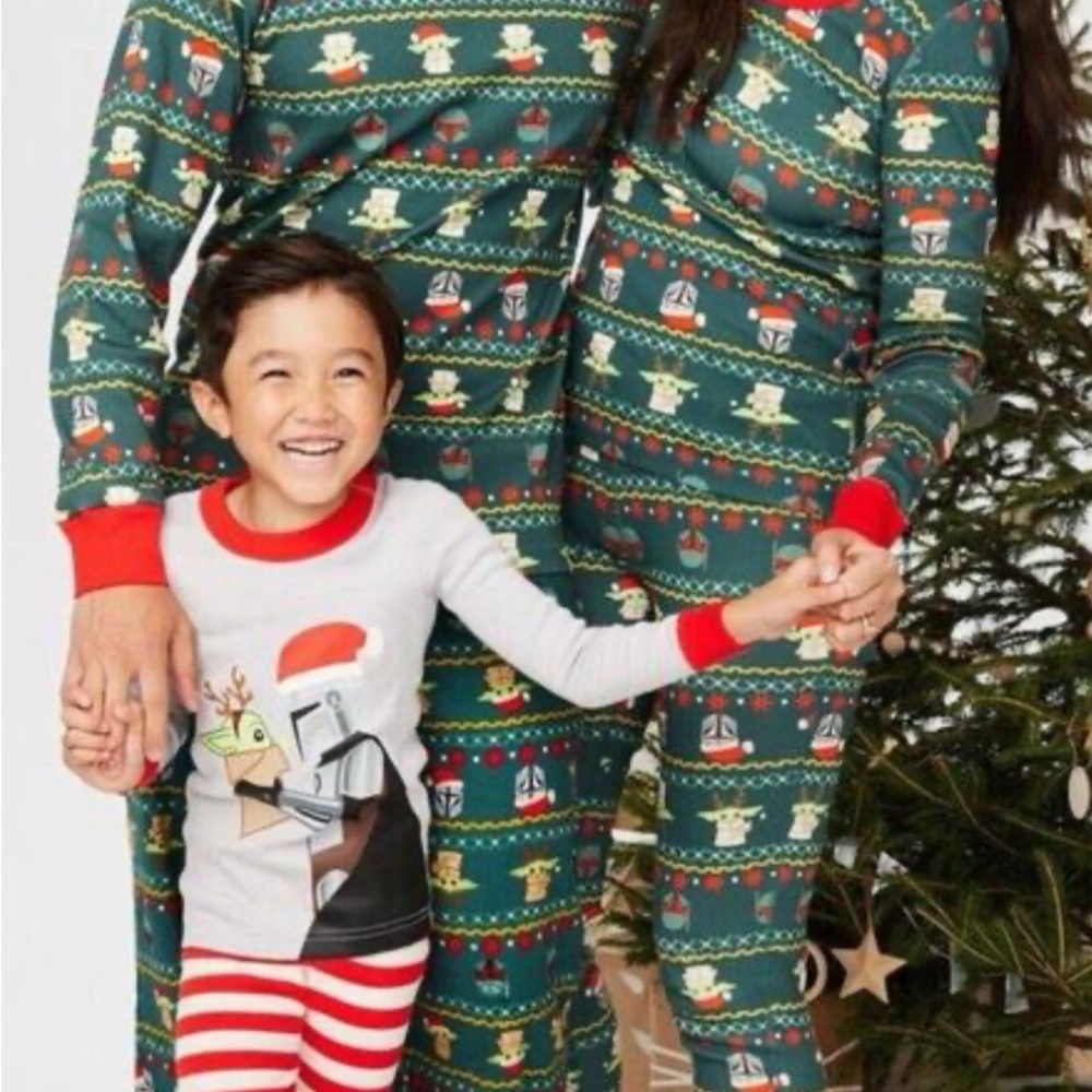 Hanna Andersson Festive Star Wars Pajama Set - Red, Green, White